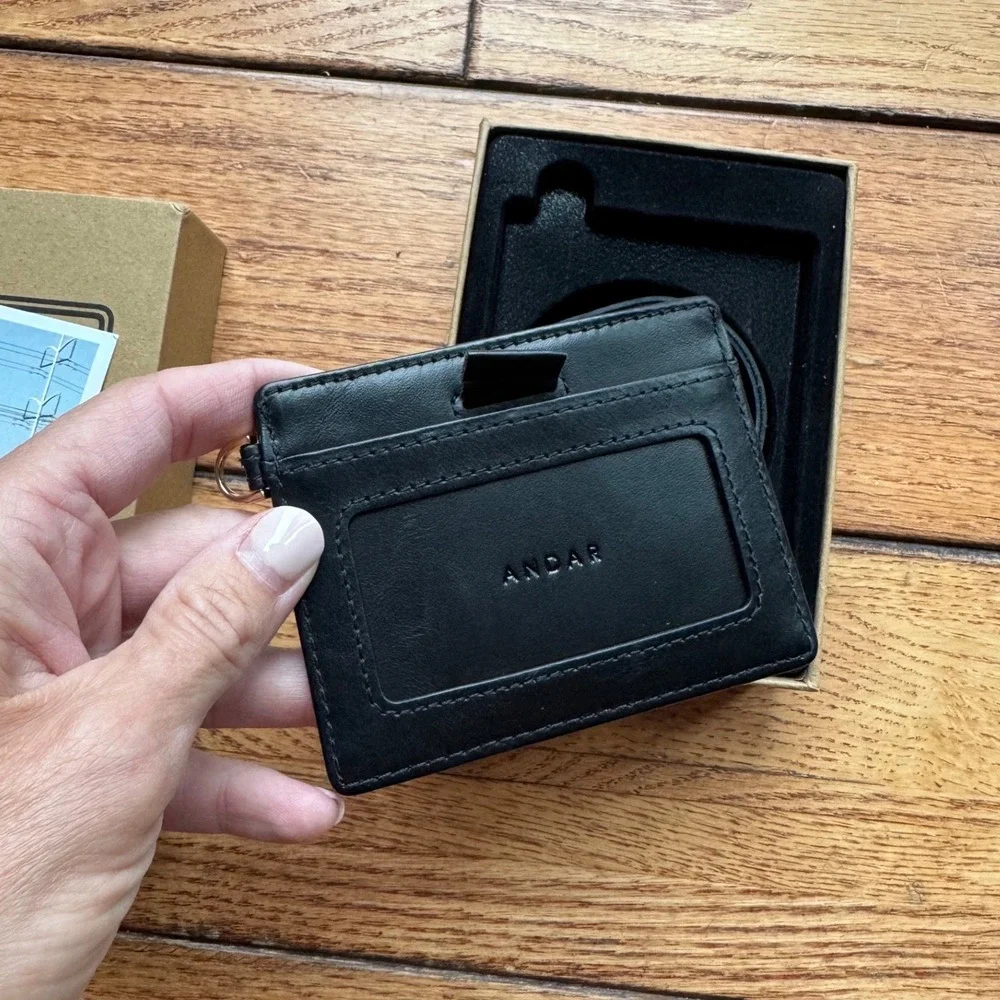 Andar The Denner Wallet Jet Black Leather Wristlet Card Holder Daryl-Ann Gold